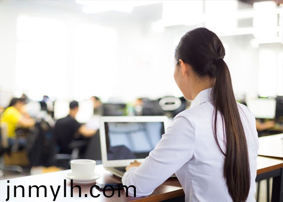 客(ke)戶服(fu)務